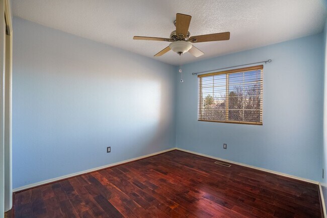 Building Photo - Large single family home on corner lot