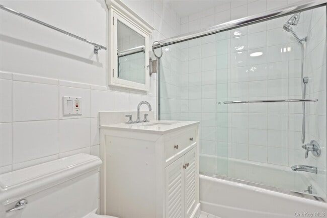 Building Photo - 89 Huntville Rd