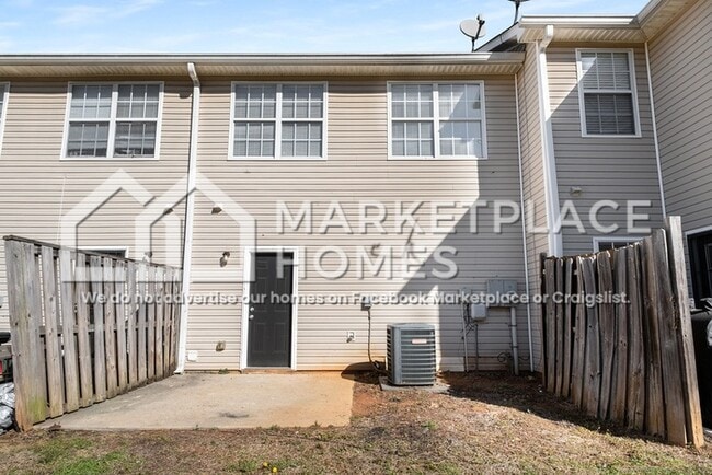 Building Photo - 11352 Michelle Way