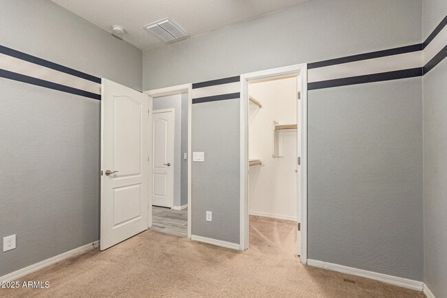 Building Photo - 743 E Constance Wy