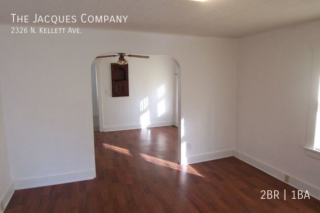 Building Photo - Very Clean 2 Bedroom 1 Bath with Large Det...