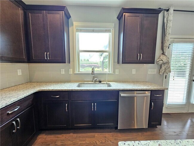 Building Photo - 3218 Leyden Ct