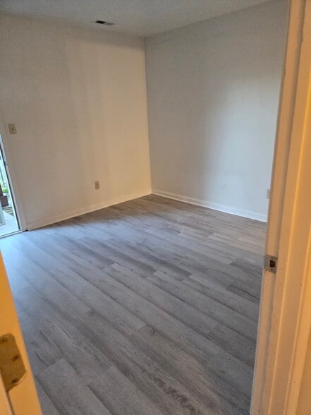 Master bedroom - 3453 Clover Meadows Dr