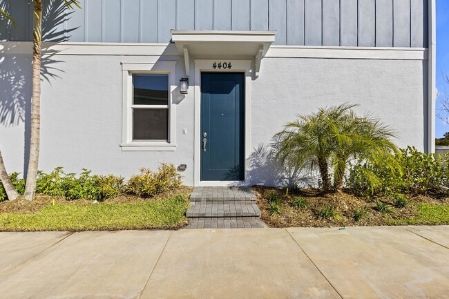 Building Photo - 4404 Longwood Lk Sq