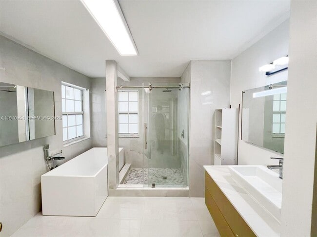 Building Photo - 15868 NW 4th St