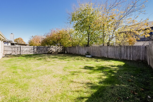 Building Photo - 317 Helmsford Trail