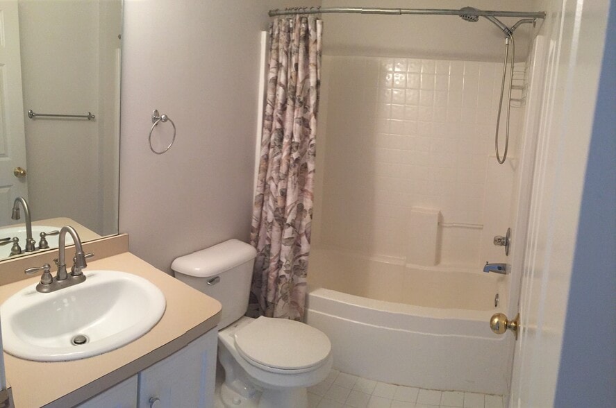 Building Photo - 2787 Barclay Way