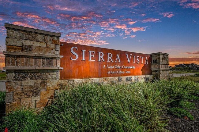 Building Photo - 1522 Truckee River Dr