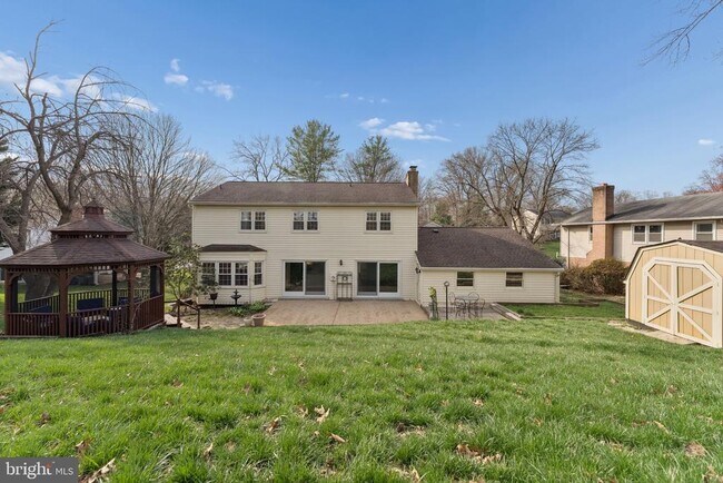 Building Photo - 2302 Tanglevale Dr