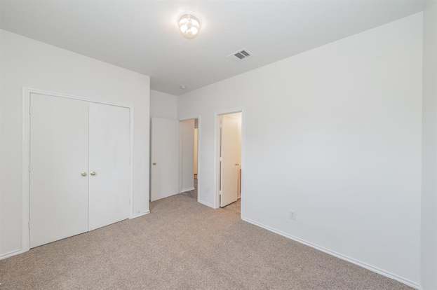 Building Photo - 703 Donny Brook Dr