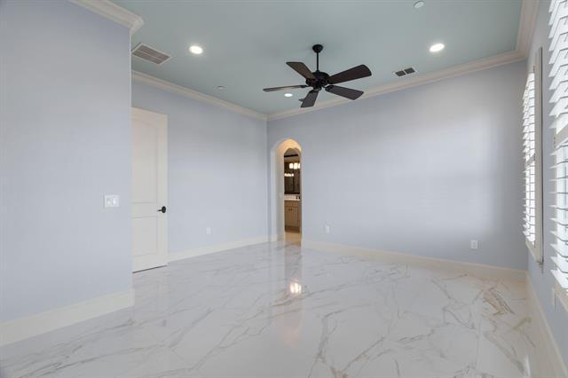 Building Photo - 6675 Mediterranean Dr