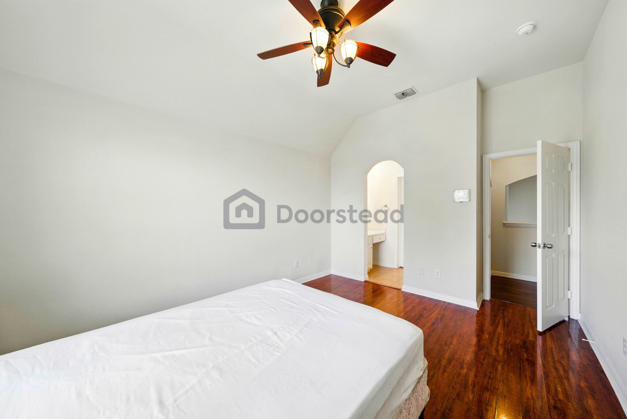 Building Photo - 1513 Van Winkle Dr