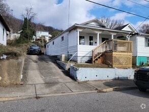 Building Photo - 1416 Frame St