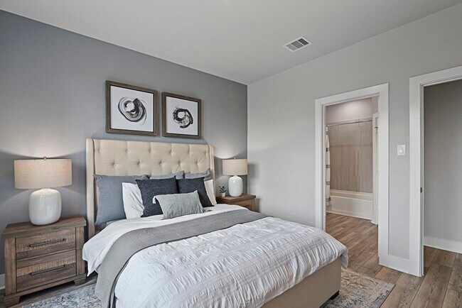 Building Photo - 21106 Bella Coral Dr