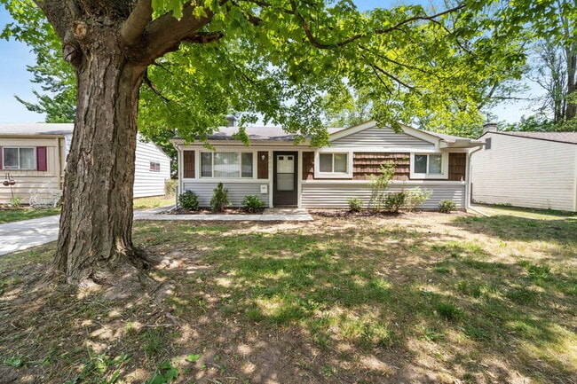 Primary Photo - 2055 Alanson St