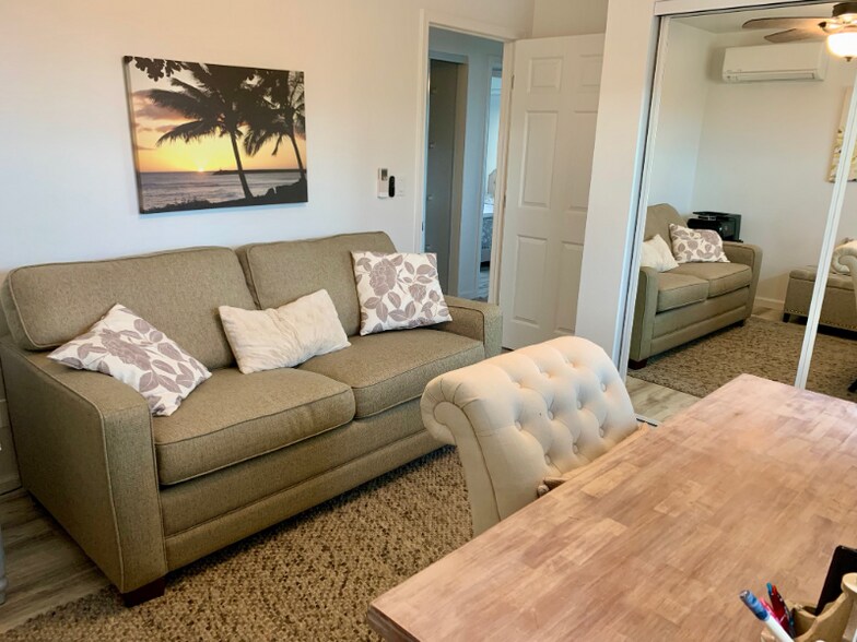 Building Photo - 451 Lanae Way