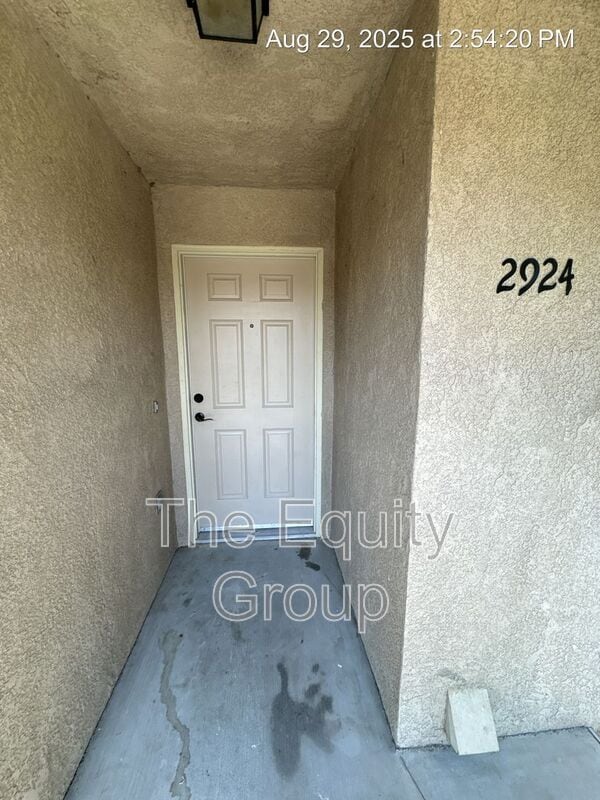 Building Photo - 2924 N Zachary St