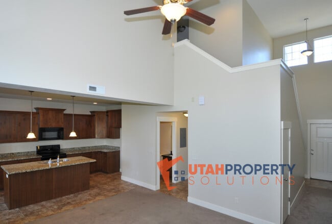 Building Photo - 1752 Winford Dr