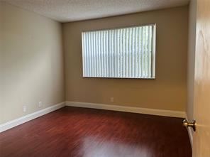 Building Photo - 2 br, 2 bath Condo - 8851 Wiles Rd Apt 303