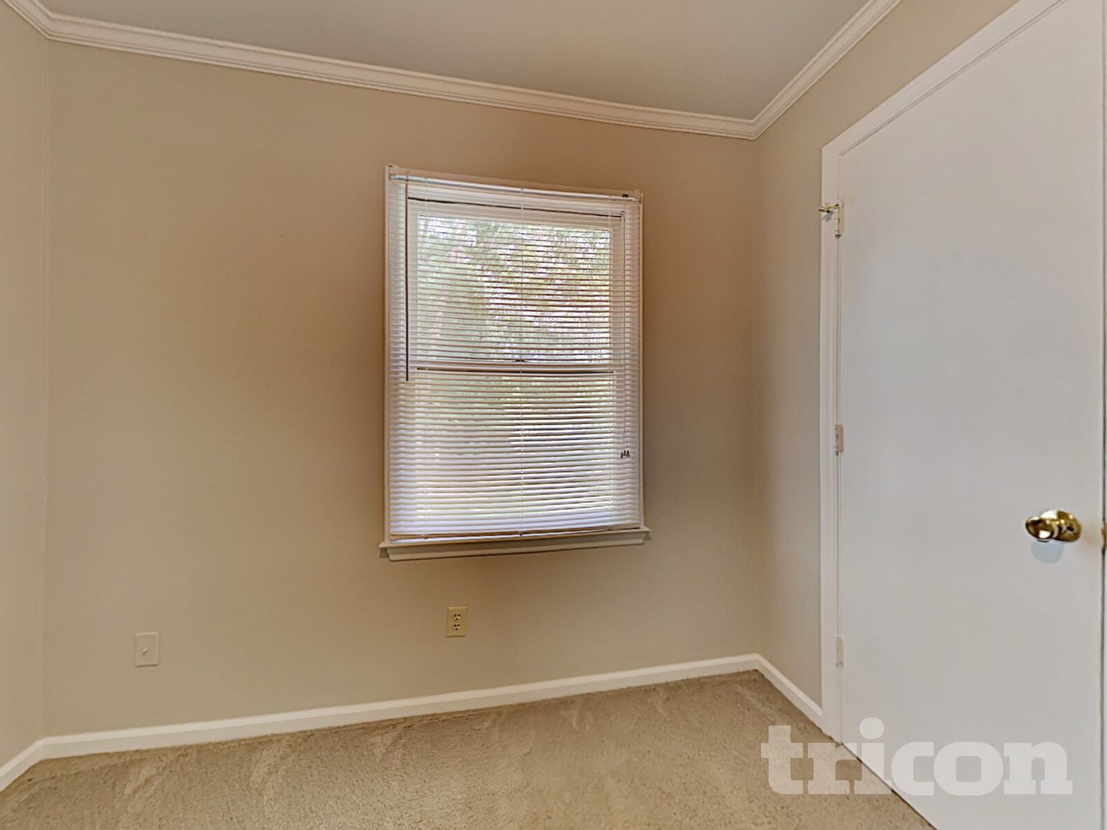 Building Photo - 2820 Royal Ridge Ln