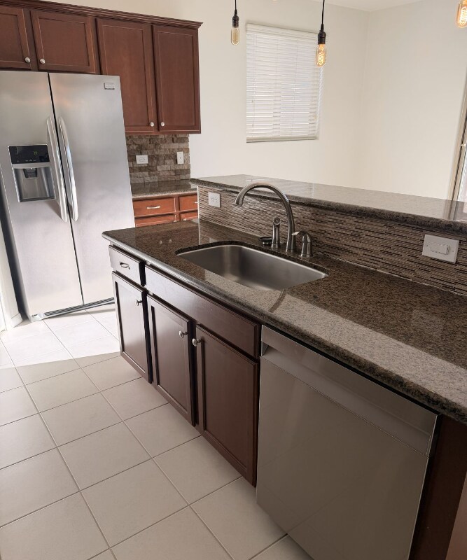 Building Photo - 42 Forrest Feezer