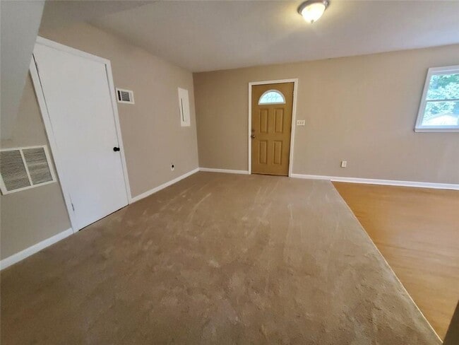 Building Photo - 160 Tyus Carrollton Rd