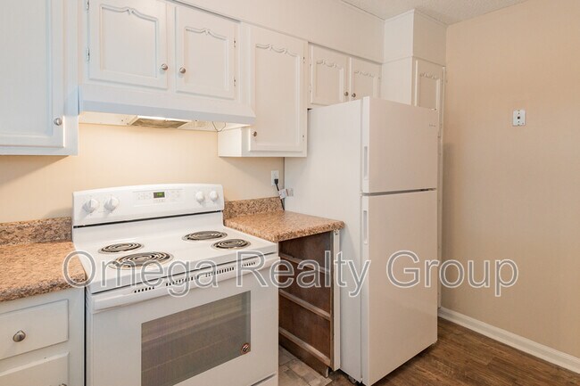 Building Photo - 3328 Warringwood Dr