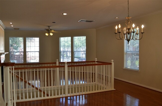 Building Photo - 3003 Terrace Hills Ln