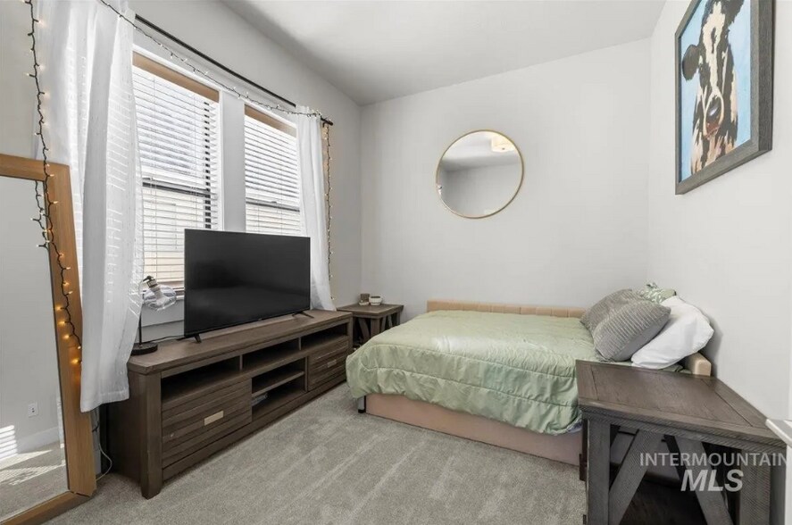 Building Photo - 9901 W Aviara St