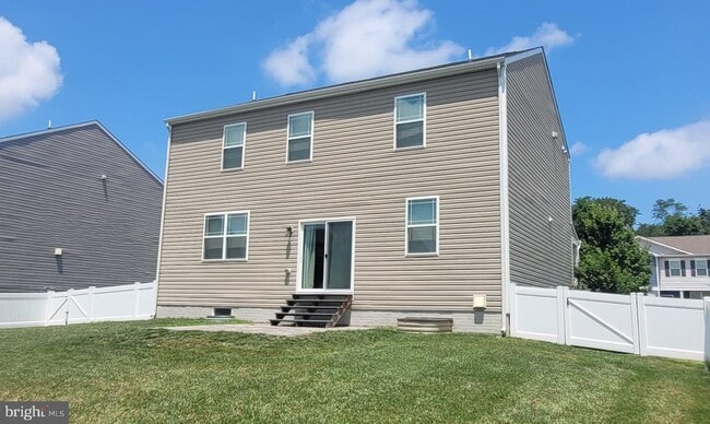 Building Photo - 109 N Marshview Terrace