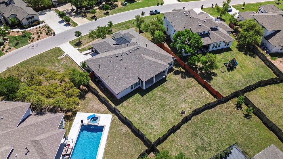 Building Photo - 299 Peakside Cir