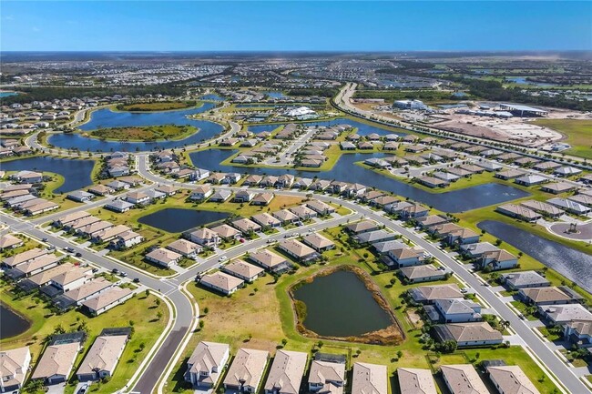 Building Photo - 15716 Barefoot Beach Dr