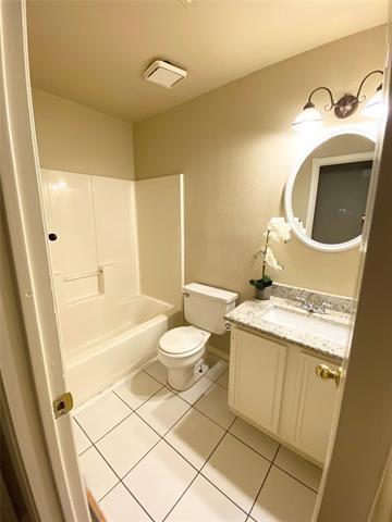 Building Photo - 1202 Stone Creek Dr