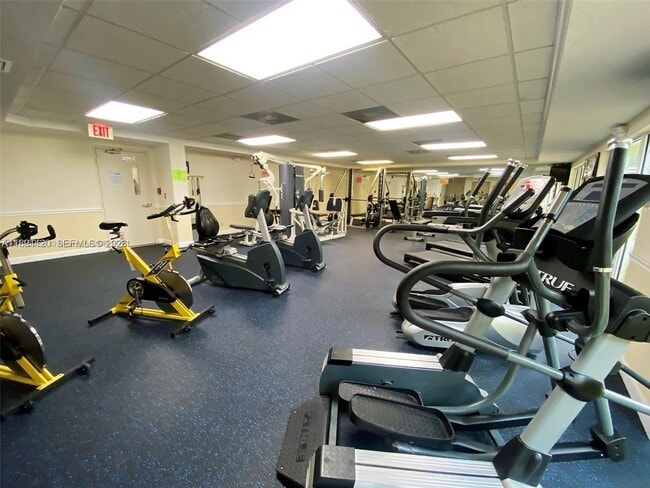 Building Photo - 151 NE 16th Ave