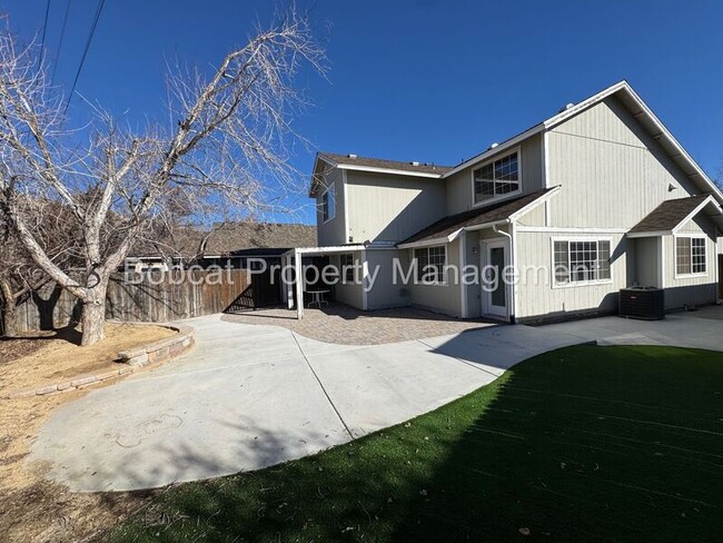 Building Photo - 4260 Mina Way