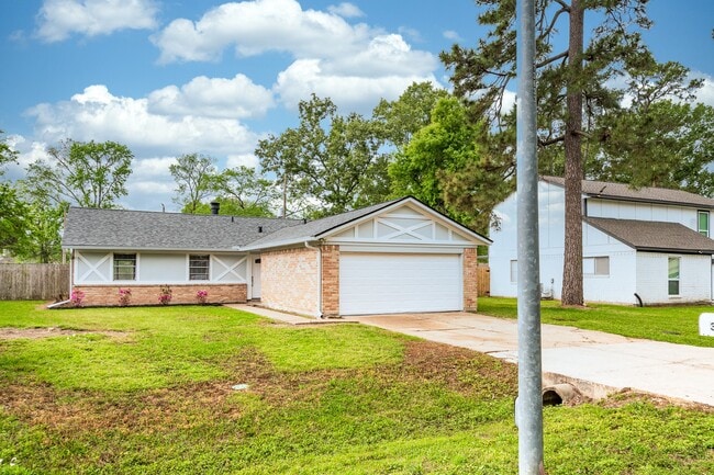 Building Photo - 318 Blue Tail Dr