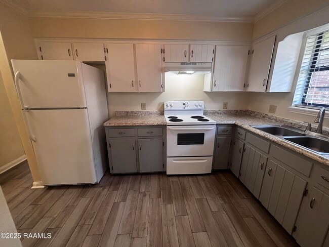 Building Photo - 106 Doubloon Dr