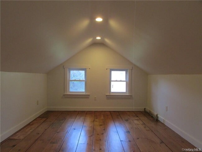 Building Photo - 31 Upper Depew Ave