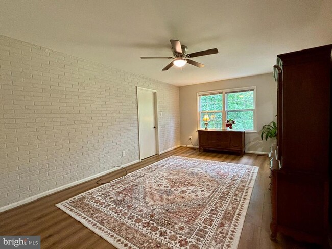 Building Photo - 3124 Wynford Dr
