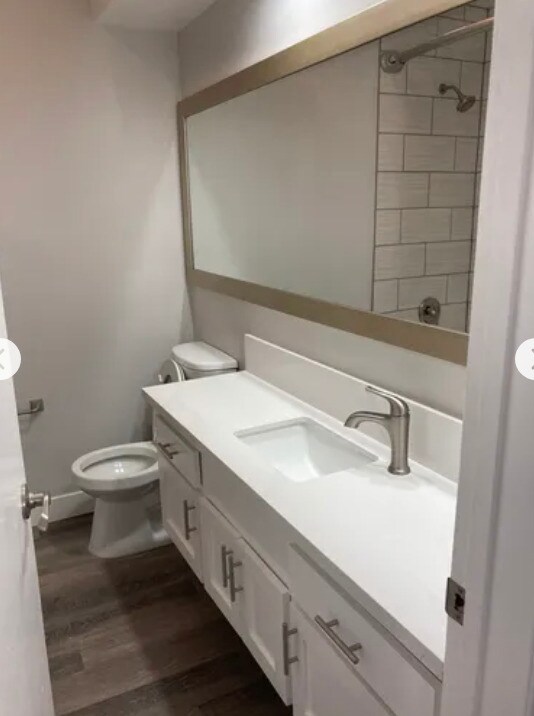 Building Photo - The Sovereign