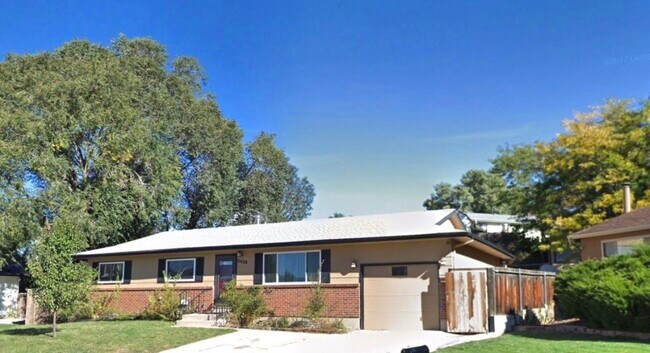 Building Photo - 5428 Escondido Ct