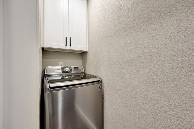 Building Photo - 16634 Bougainvilla Ln