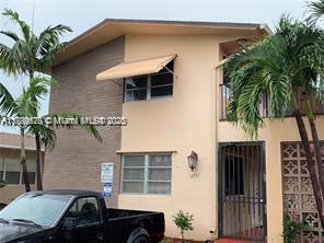 Building Photo - 1733 Mayo St
