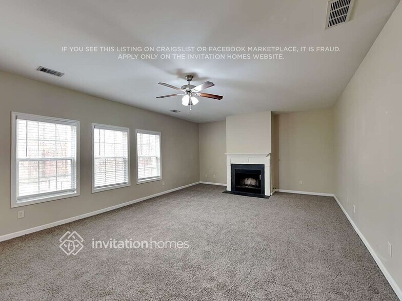 Building Photo - 3041 Leatherleaf Tr