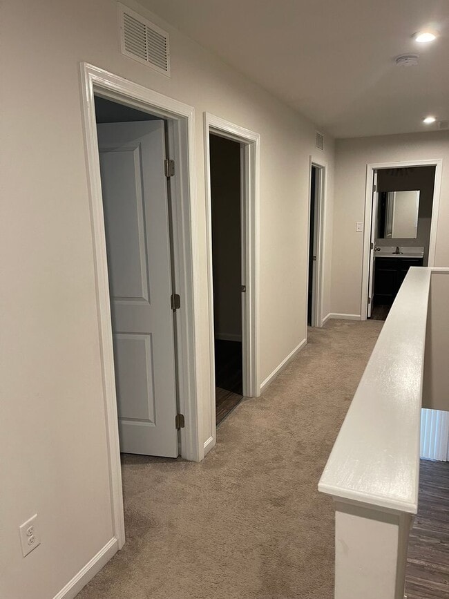 Building Photo - Dover - Clearview Meadow