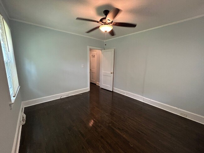 Building Photo - Adorable Home in Ashley Park!