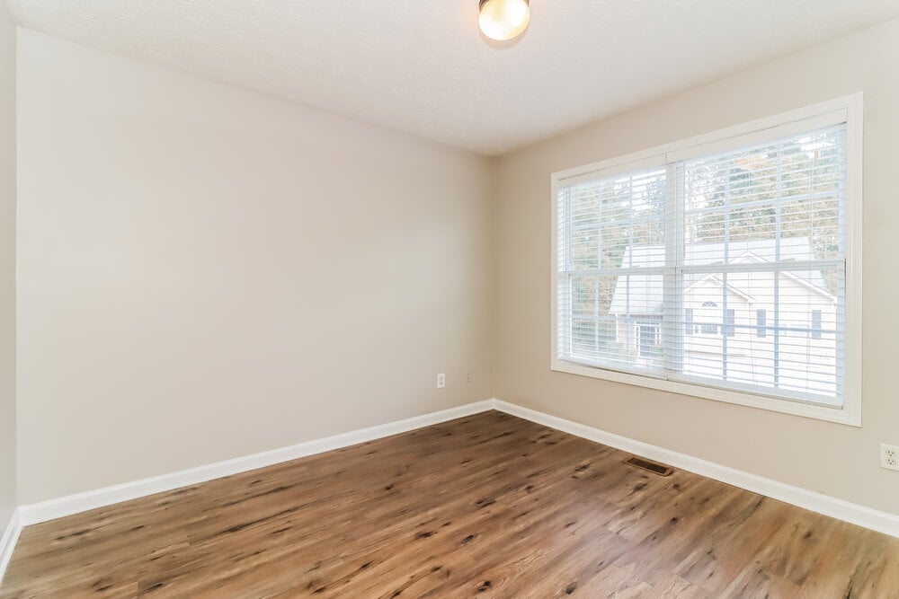 Building Photo - 106 Providence Way