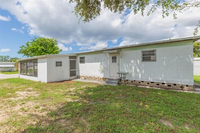 Building Photo - 6610 Avocado Dr