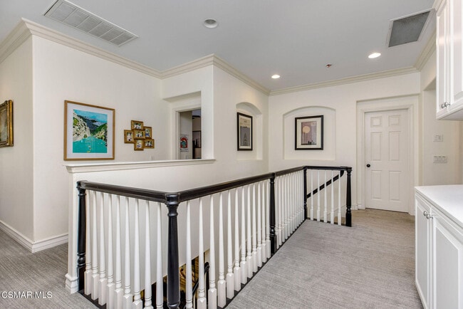 Building Photo - 6051 Caledonia Ct