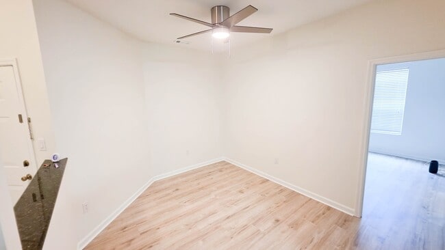 Building Photo - 701 Pipers Ln